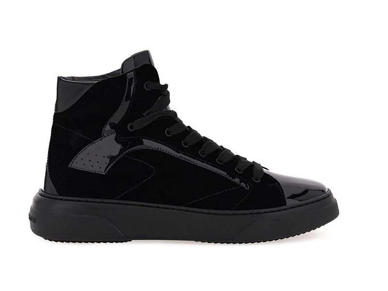 علامة DSQUARED2 تطلق تشكيلة BLACK ON BLACK بالتعاون مع لاعب كرة القدم زلاتان ابراهيموفيتش